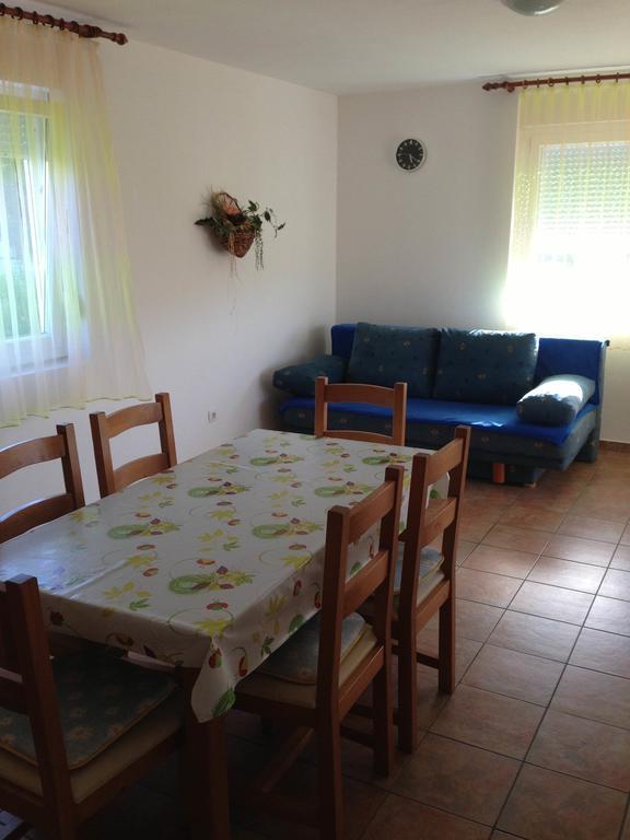 Apartments Mirakul Lopar Bagian luar foto
