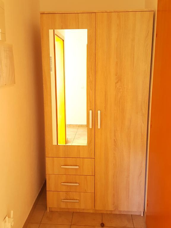 Apartments Mirakul Lopar Bagian luar foto
