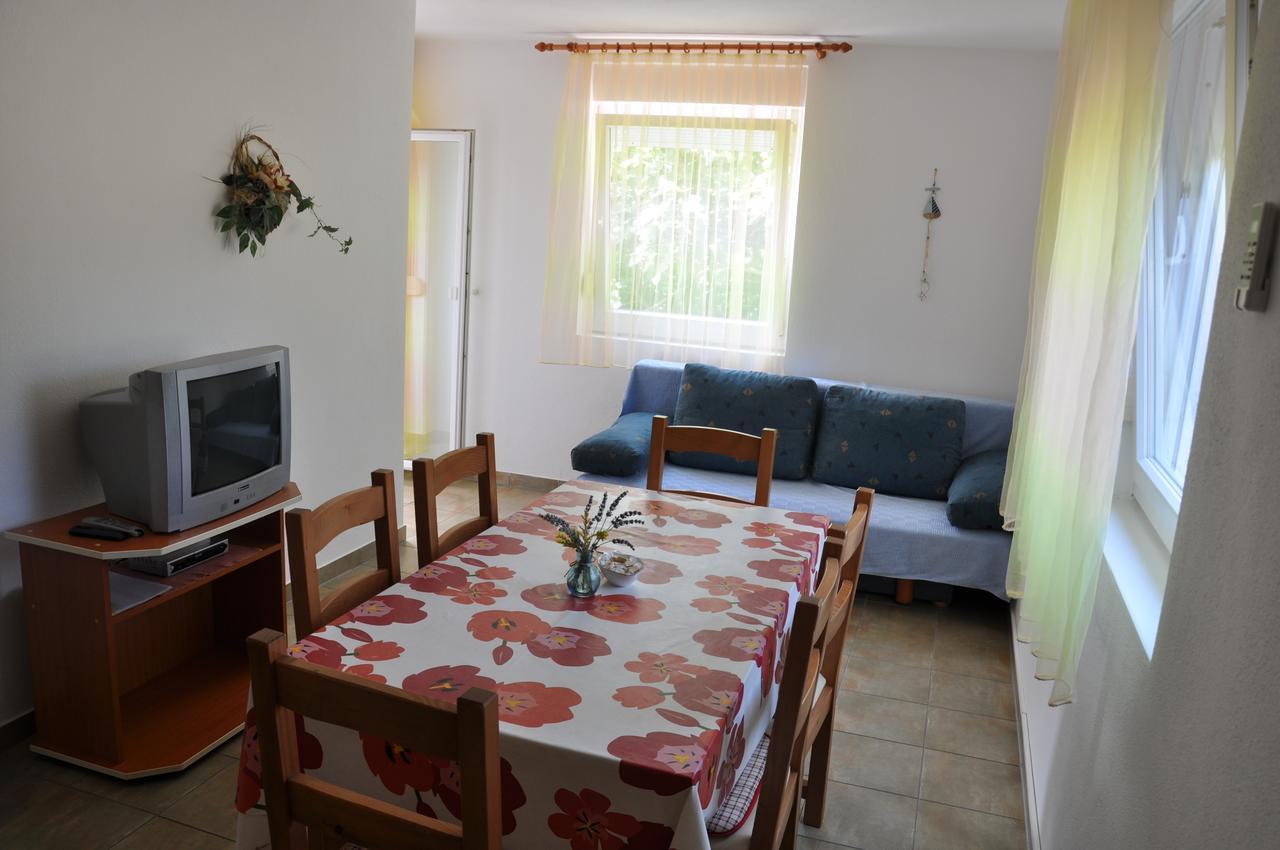Apartments Mirakul Lopar Bagian luar foto